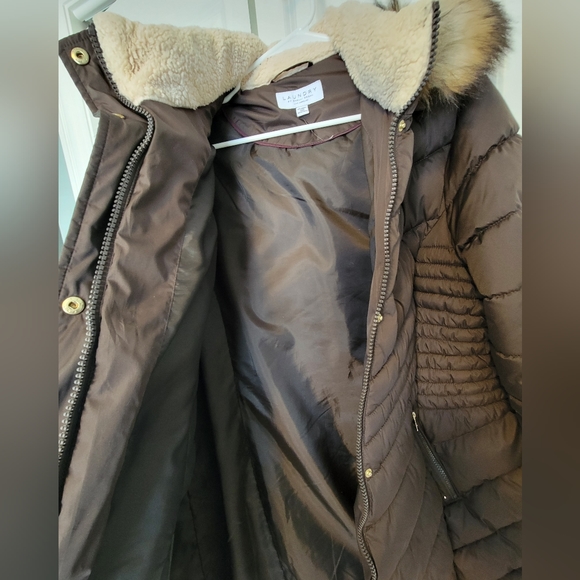 Laundry by Shelli Segal Plus Women's Brown Puffer Coat w/ Detach Fur Hood- XXL - Picture 3 of 10